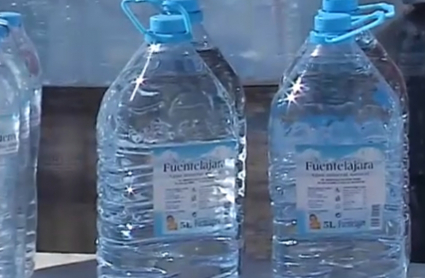 Agua embotellada